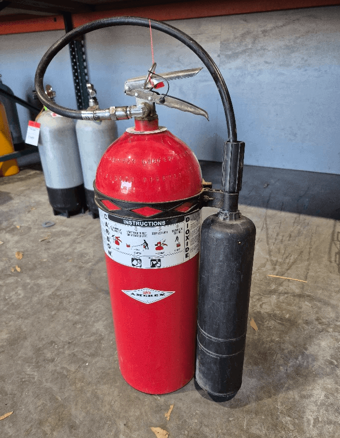 CO2 fire extinguisher
